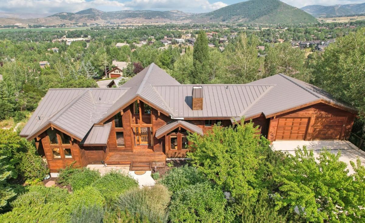 Aerial front view of the house.