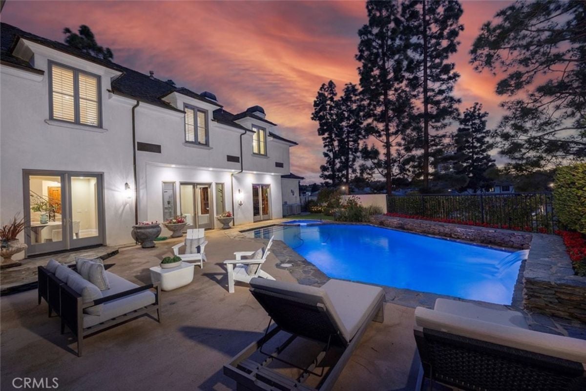 8,210 Sq. Ft. Property in Newport Beach, CA ($9,495,000)