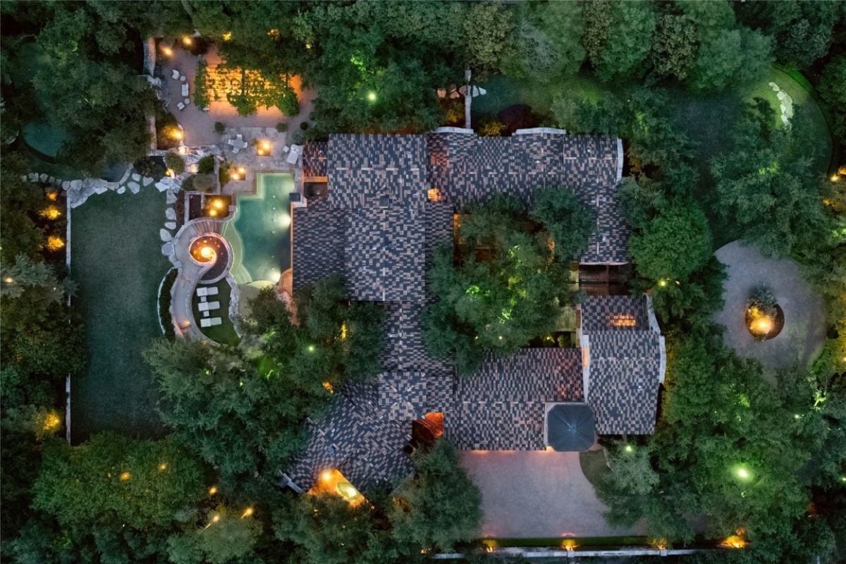The aerial view of the property.