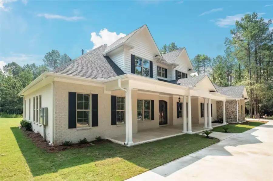 Babcock 4-Bedroom Country Home with Jack & Jill Bath and Open Living Space (Floor Plan)
