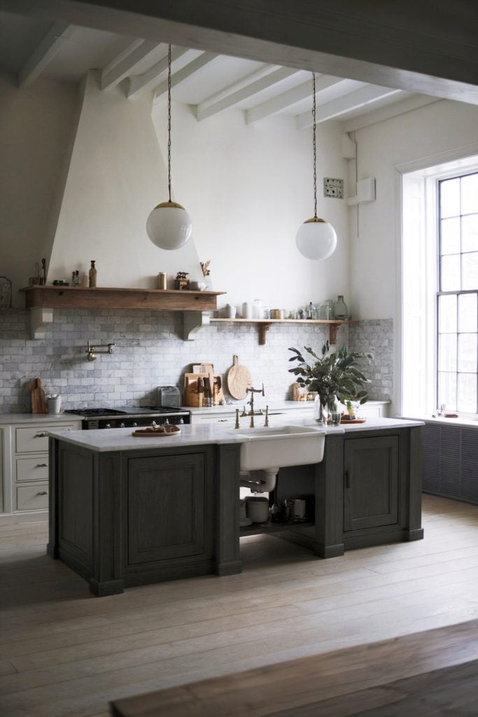 22 Moody Kitchen Ideas for a Sophisticated and Cozy Space – Home ...
