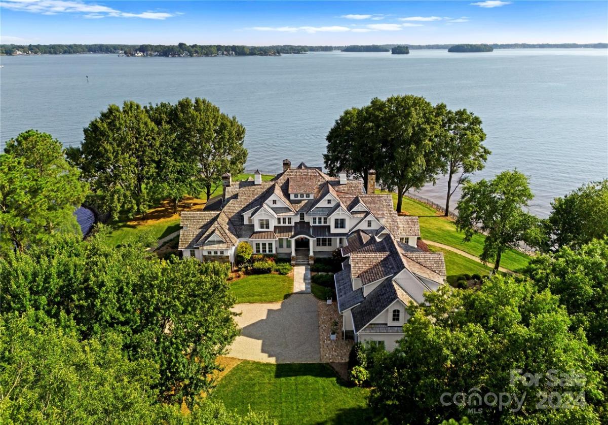 8,216 Sq. Ft. Mansion in Mooresville, NC ($13,800,000)