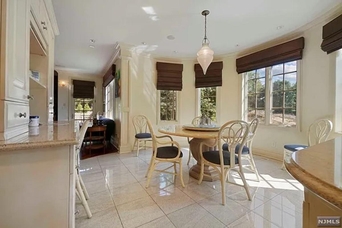 Breakfast nook