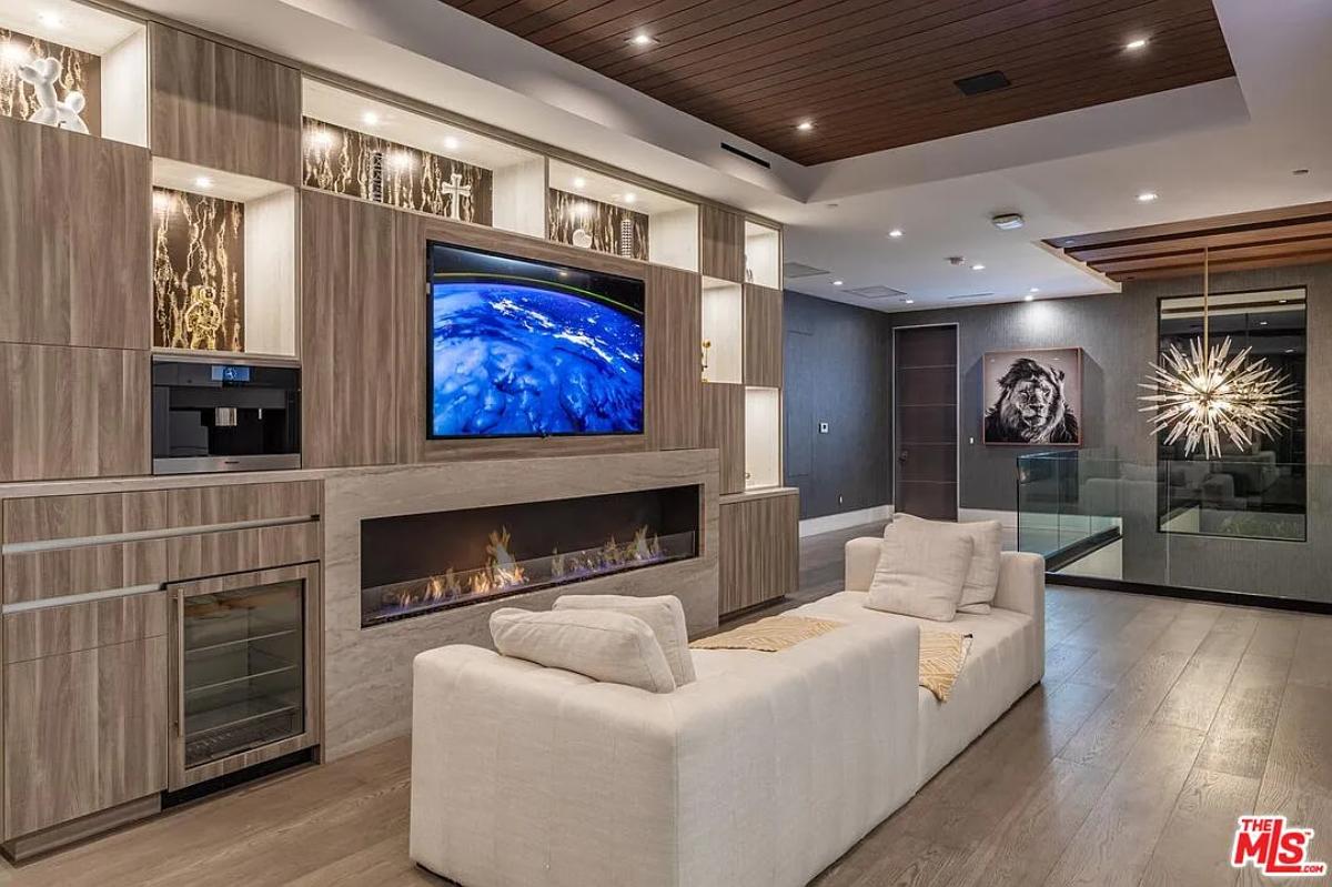 Living room with a fireplace.