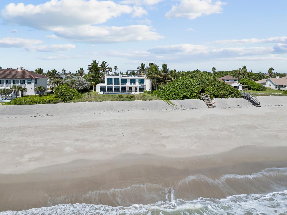 Aerial rear view of the mansion.