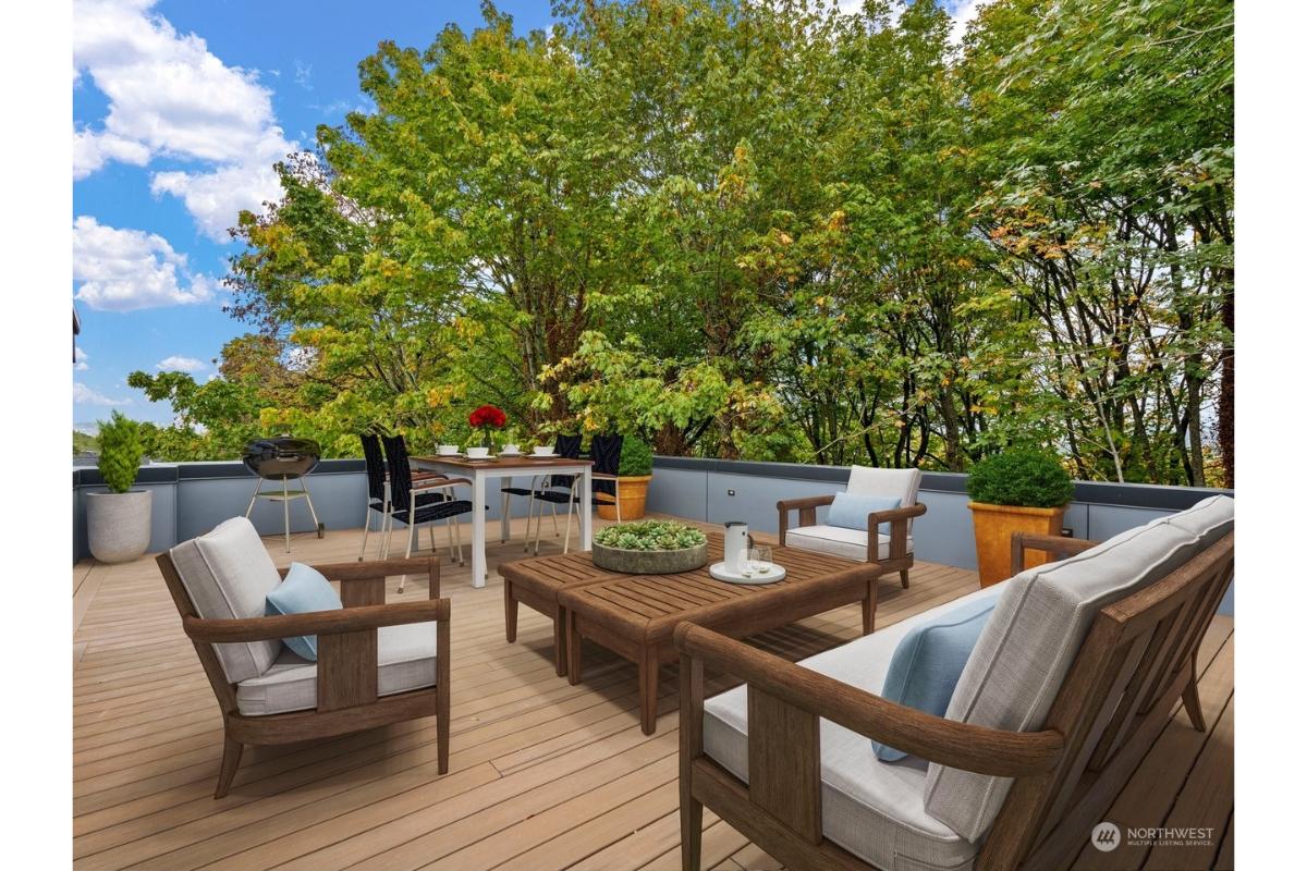 Rooftop Patio