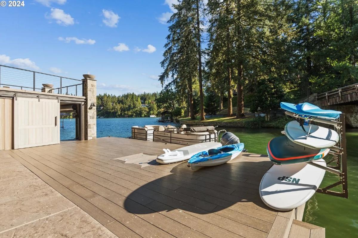 Boat dock