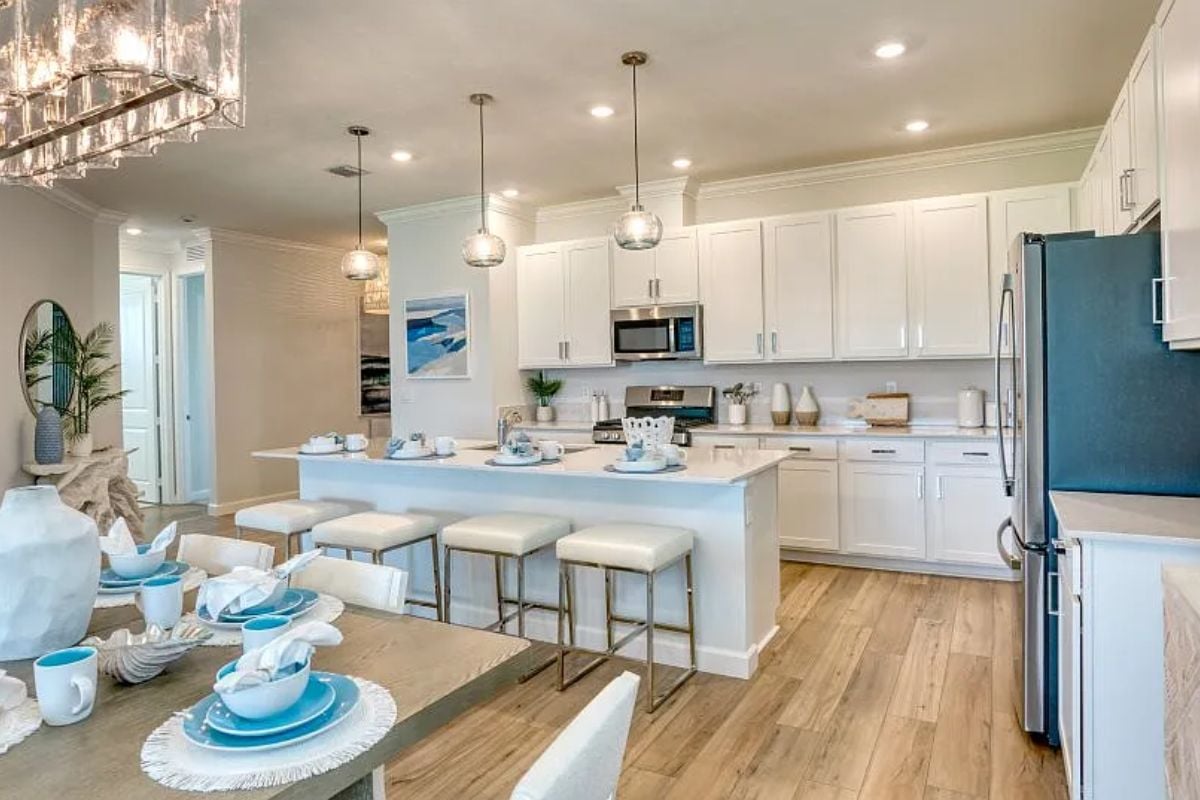 Kitchen and dining area