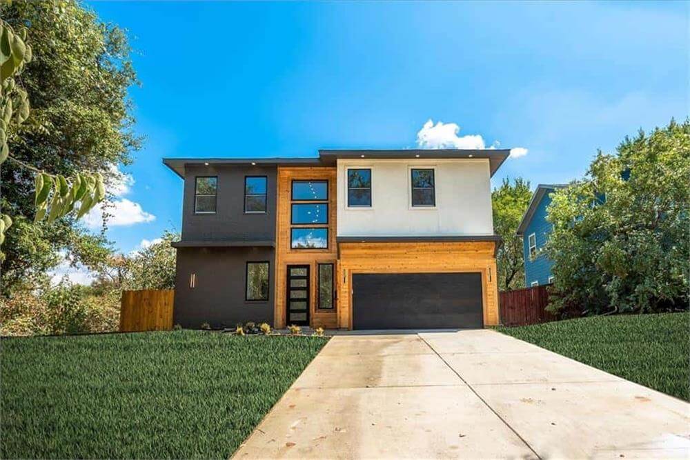 Modern Style 4-Bedroom Home with Balcony, Loft, and Covered Patio (Floor Plan)