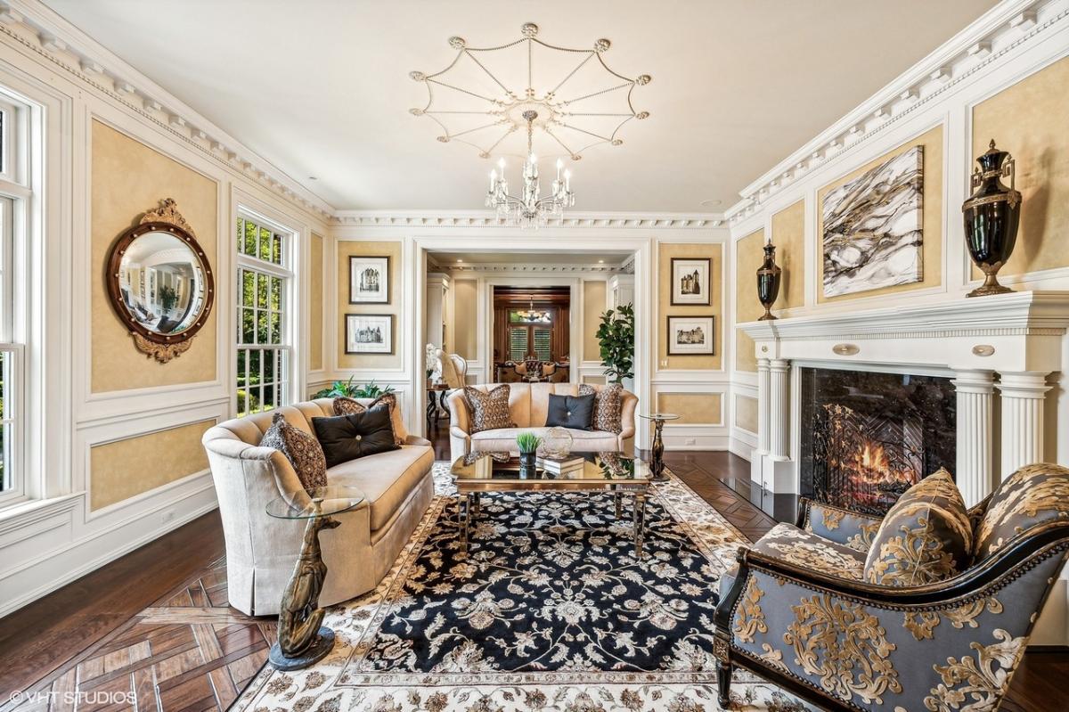 Living room with a fireplace.