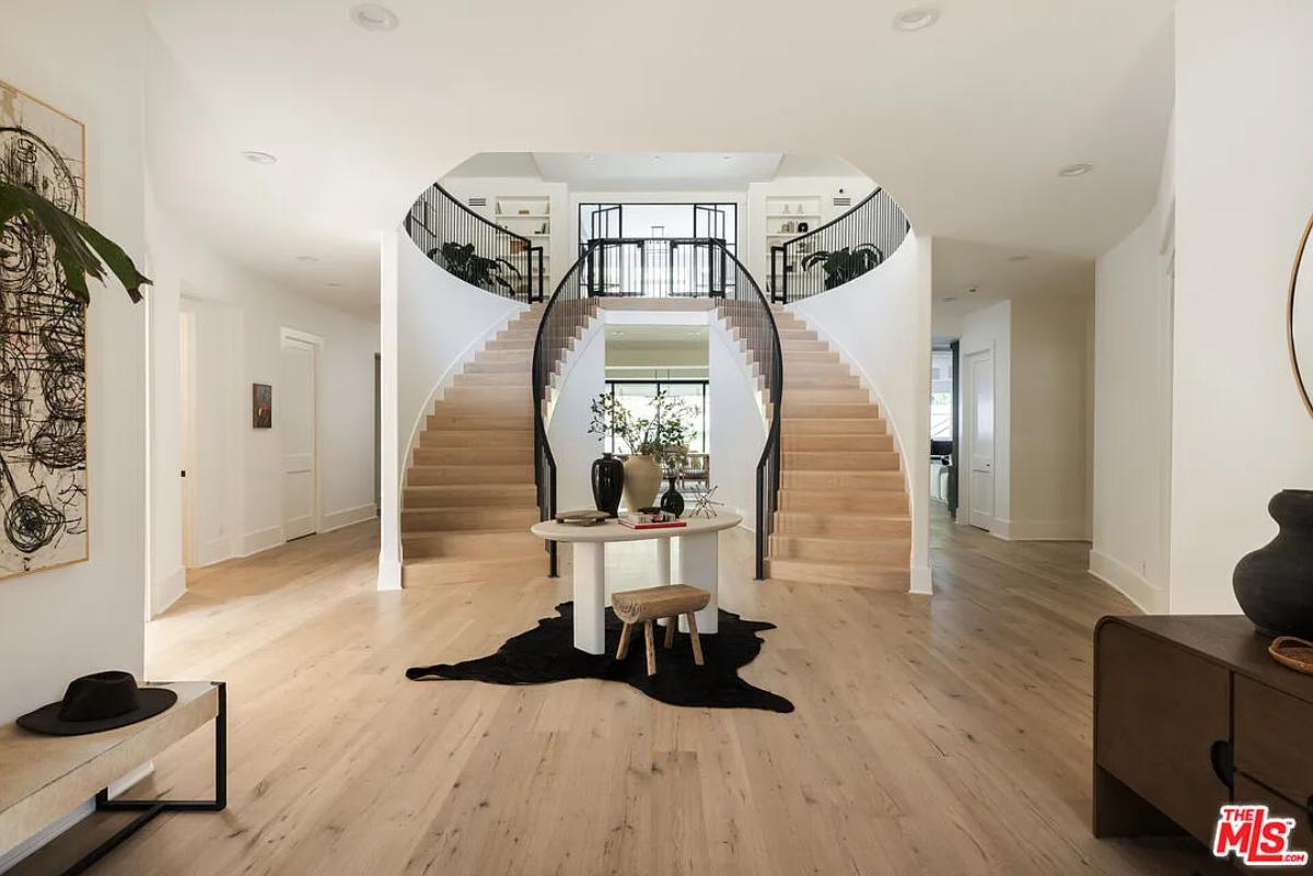 Double staircase