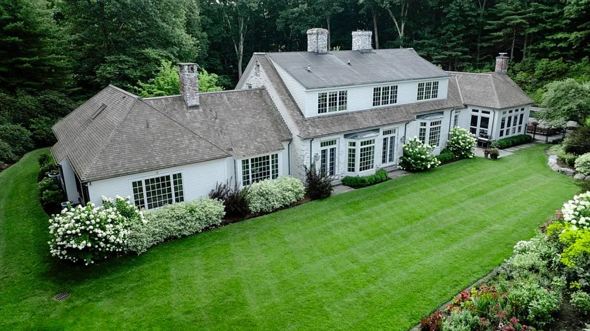 Aerial rear view of the mansion.