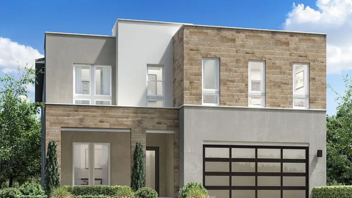 5-Bedroom Modern Style Single Family Home 