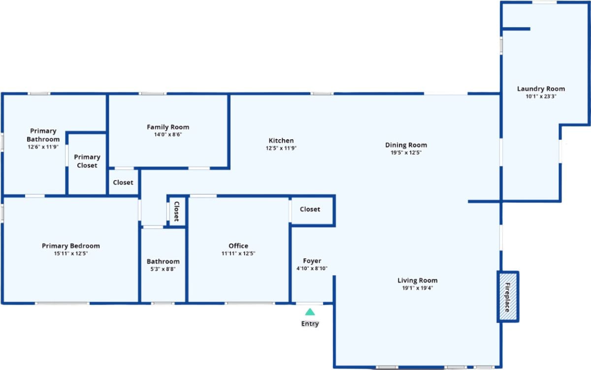A floor plan with a living room, family room, laundry room, closets, foyer, bedrooms, and bathrooms.