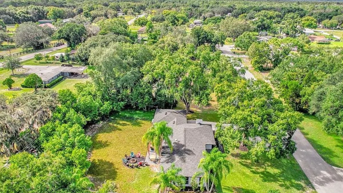 The aerial view of the property.