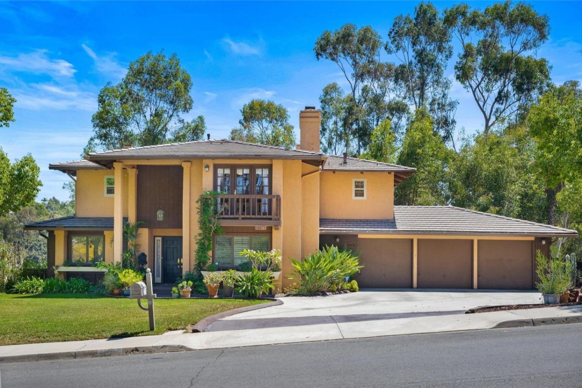 6-Bedroom Home 