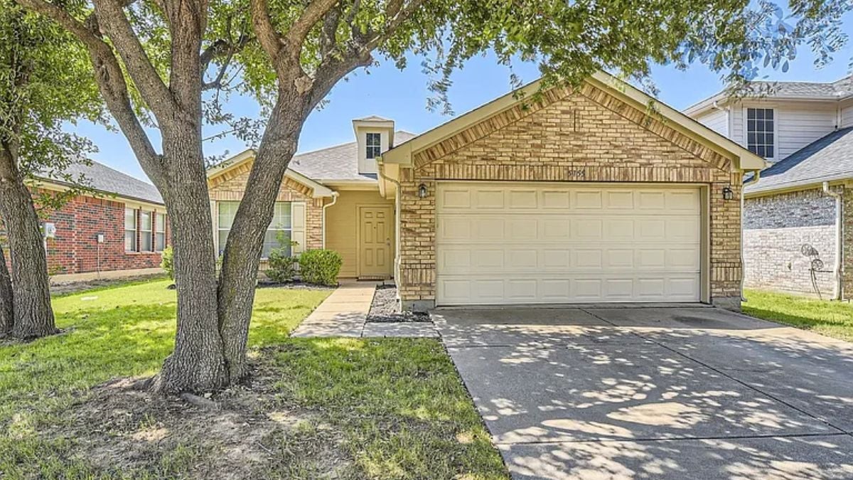 3-Bedroom Traditional Style Single Family Home