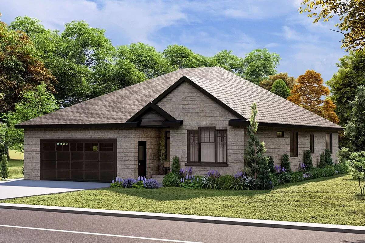 Traditional Style 3-Bedroom Home with 2-Car Garage and Covered Patio (Floor Plan)