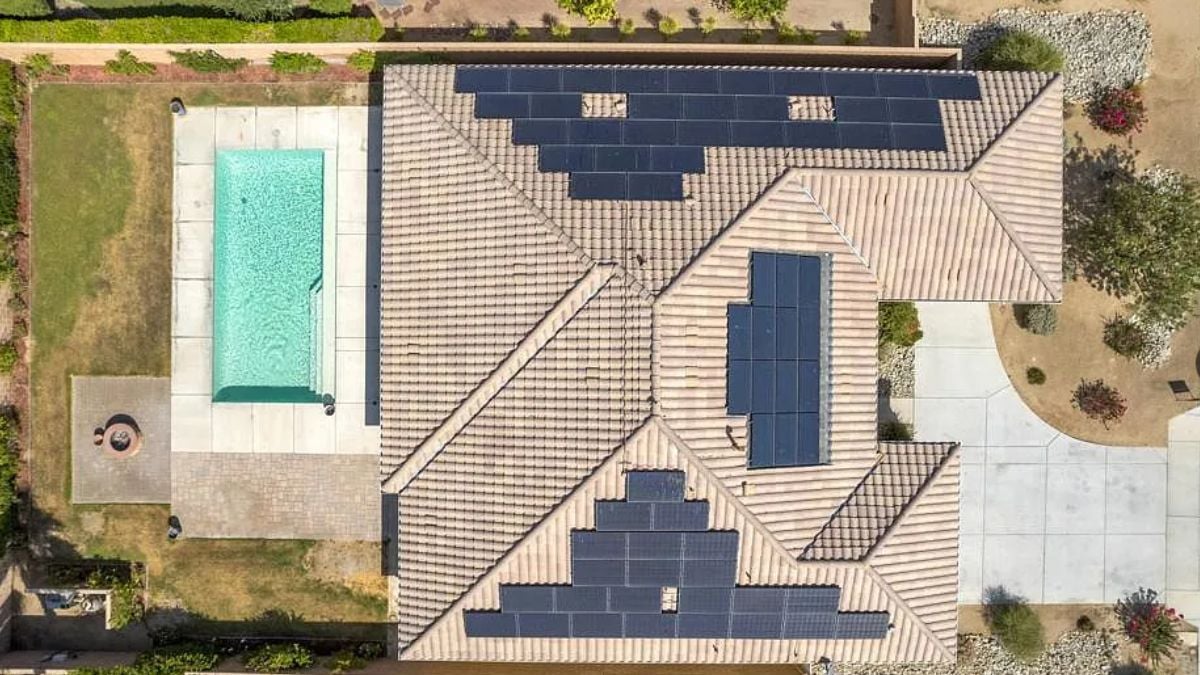 The aerial view of the property.