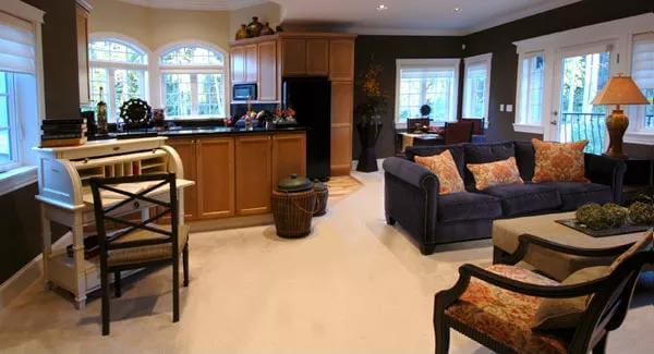 In-law suite with a living space, a dining area, and a full kitchen.