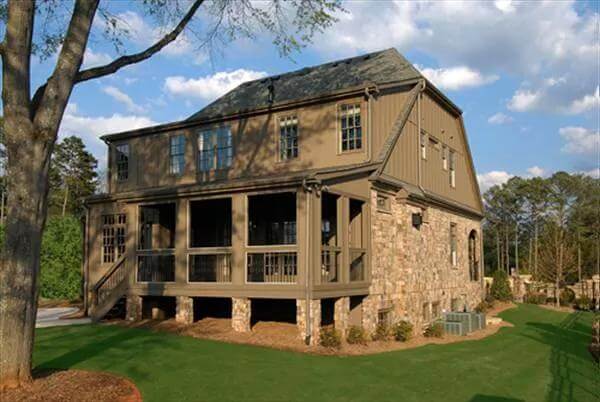 Rear-left view showcasing the screened porch.