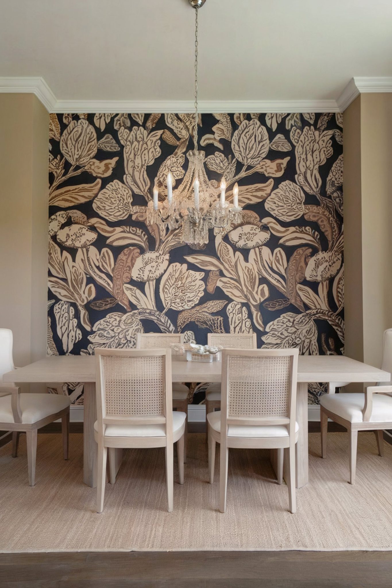 Are Accent Walls Good or Bad for Dining Room Design? You Be the Judge