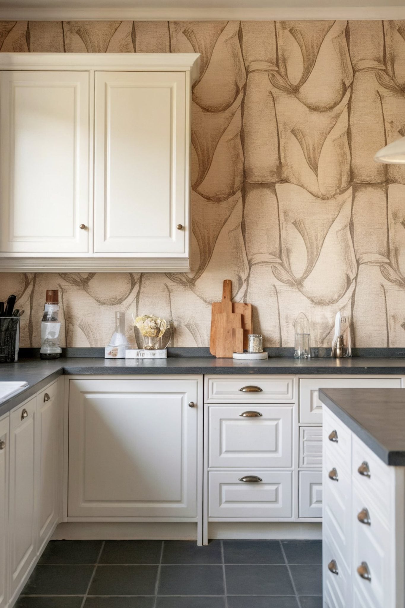 23 Kitchen Wallpaper Ideas to Add Personality and Character to Your Kitchen
