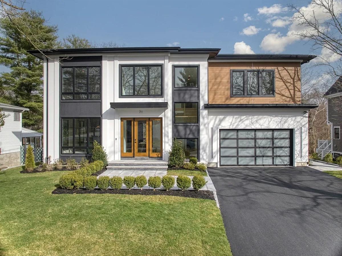 5,852 Sq. Ft. Property in Newton, MA ($3,999,999)