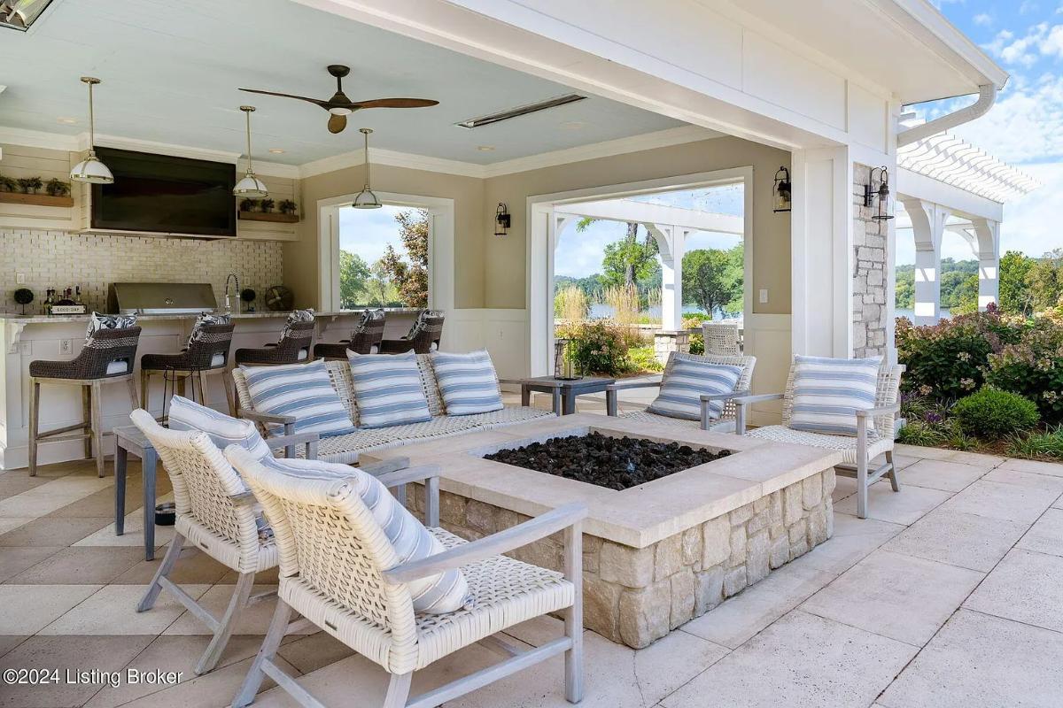 Outdoor living space adjacent to the outdoor kitchen.