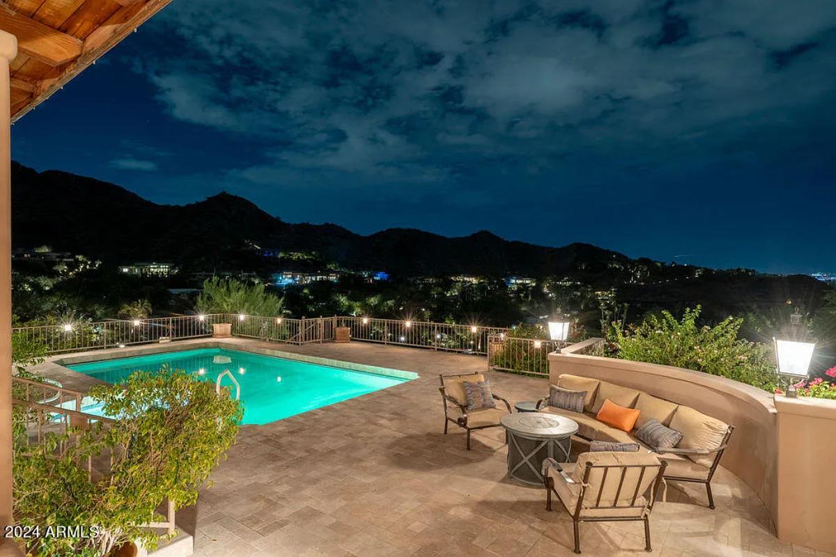 Pool with custom lighting.