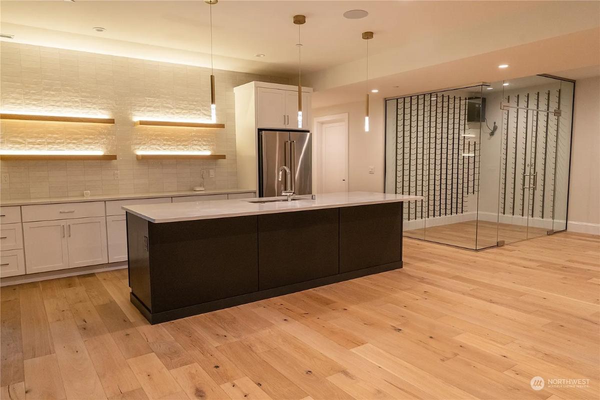 Kitchen and wine cellar