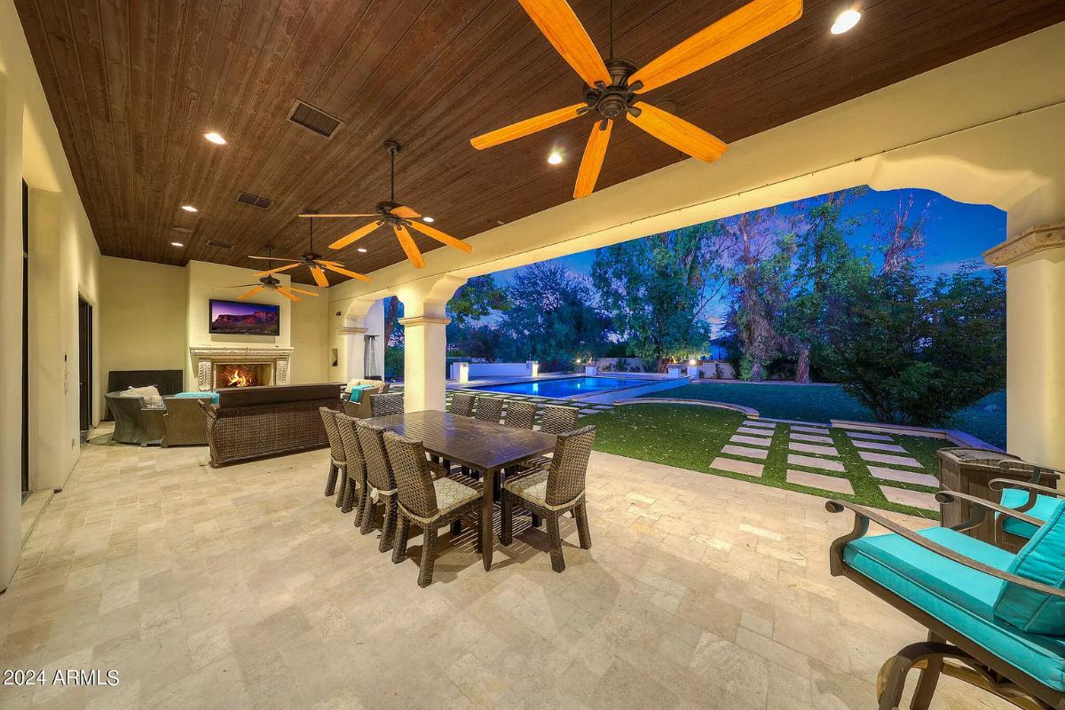 Outdoor dining area