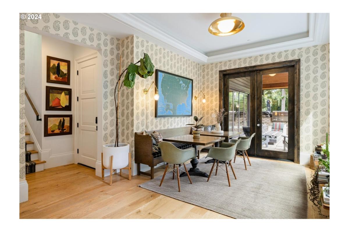 Breakfast Nook