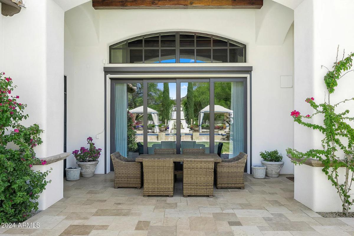 Outdoor dining area