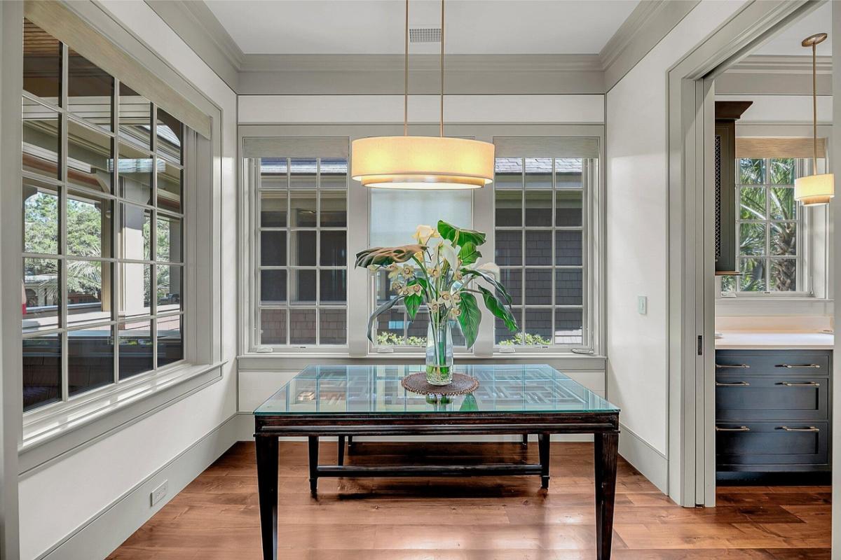 Breakfast Nook