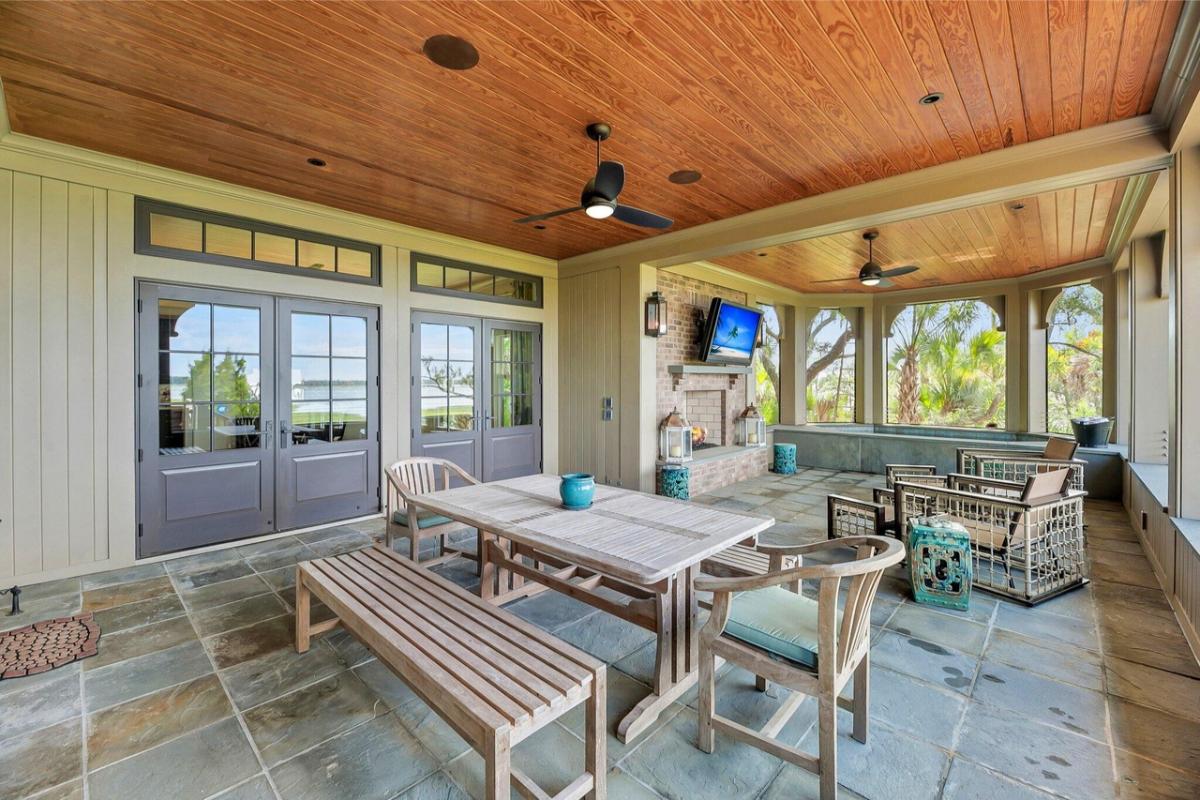 Screened Porch