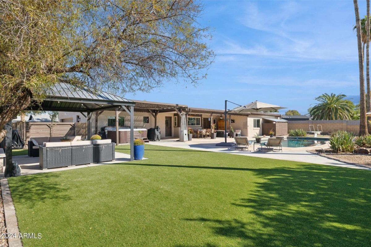 Resort-Style Backyard