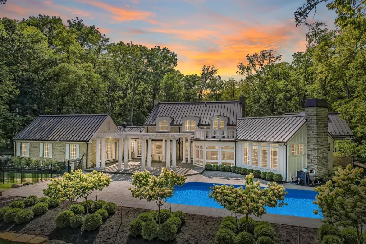 4-Bedroom Riverside Estate with Marble Bathrooms and Pool 