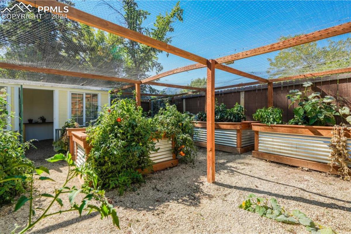 Private Garden