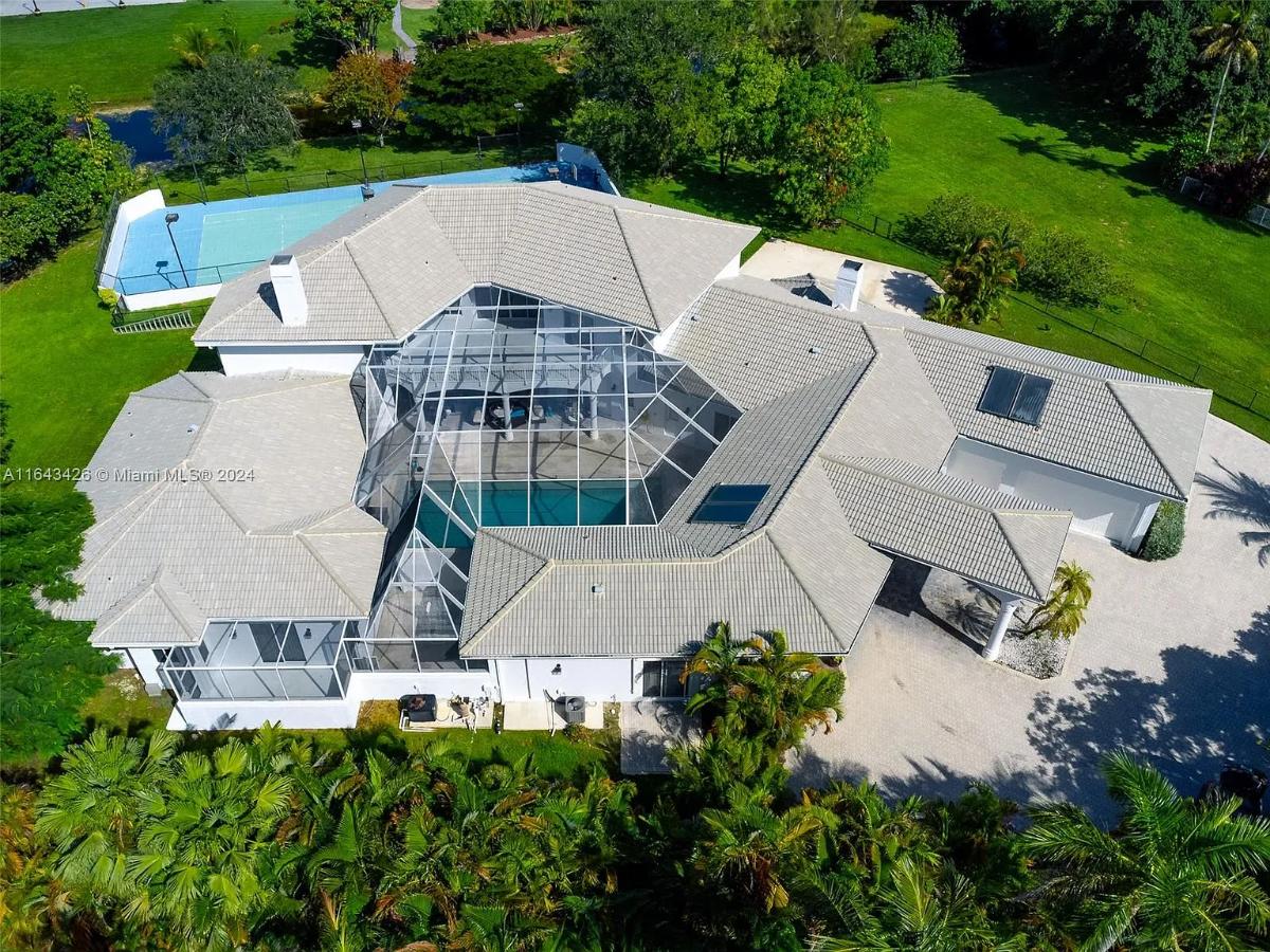 Aerial view of the mansion.