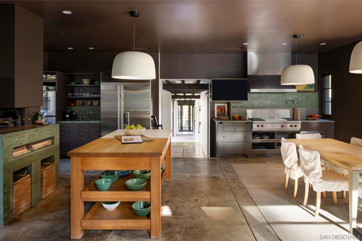 Kitchen with a breakfast nook.
