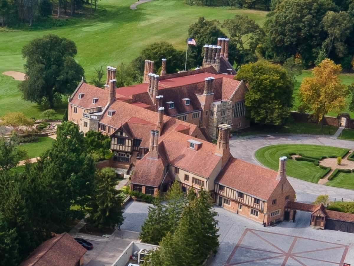 9 of the Grandest Historic Mansions Built by Automobile Barons in and  Around Detroit, MI, image size:1200x900