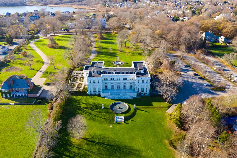 14 of the Grandest Mansions Built by Vanderbilt Family Members Over the Years