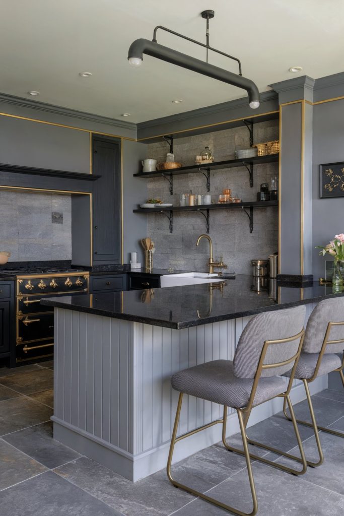 16 Bold Black and Gold Kitchen Ideas for a Sophisticated Look – Home ...
