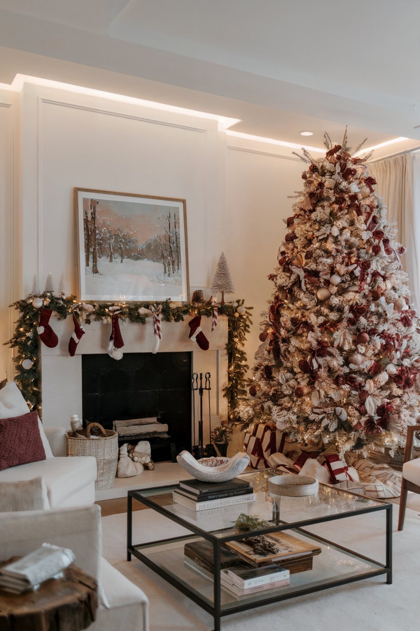 Make a Statement: 16 Burgundy Christmas Decor Ideas You’ll Love – Home ...