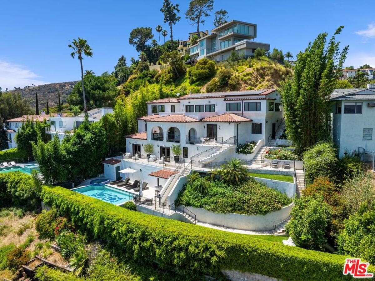 4,618 Sq. Ft. Mansion in Los Angeles, CA ($4,995,000)