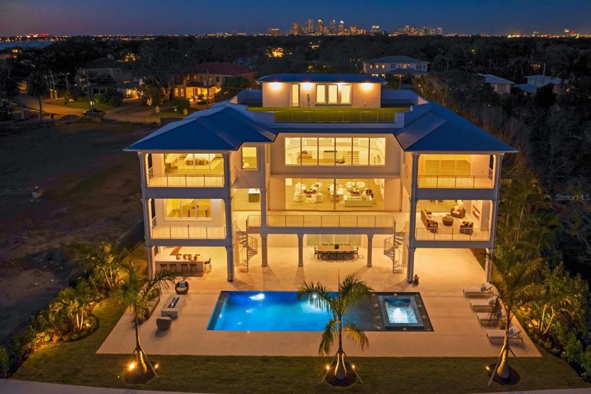 9,442 Sq. Ft. Mansion in Tampa, FL ($19,500,000)