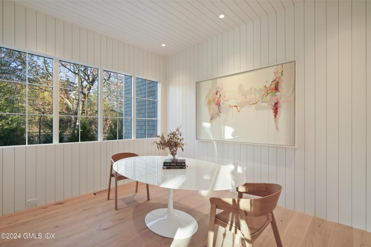 Breakfast Nook
