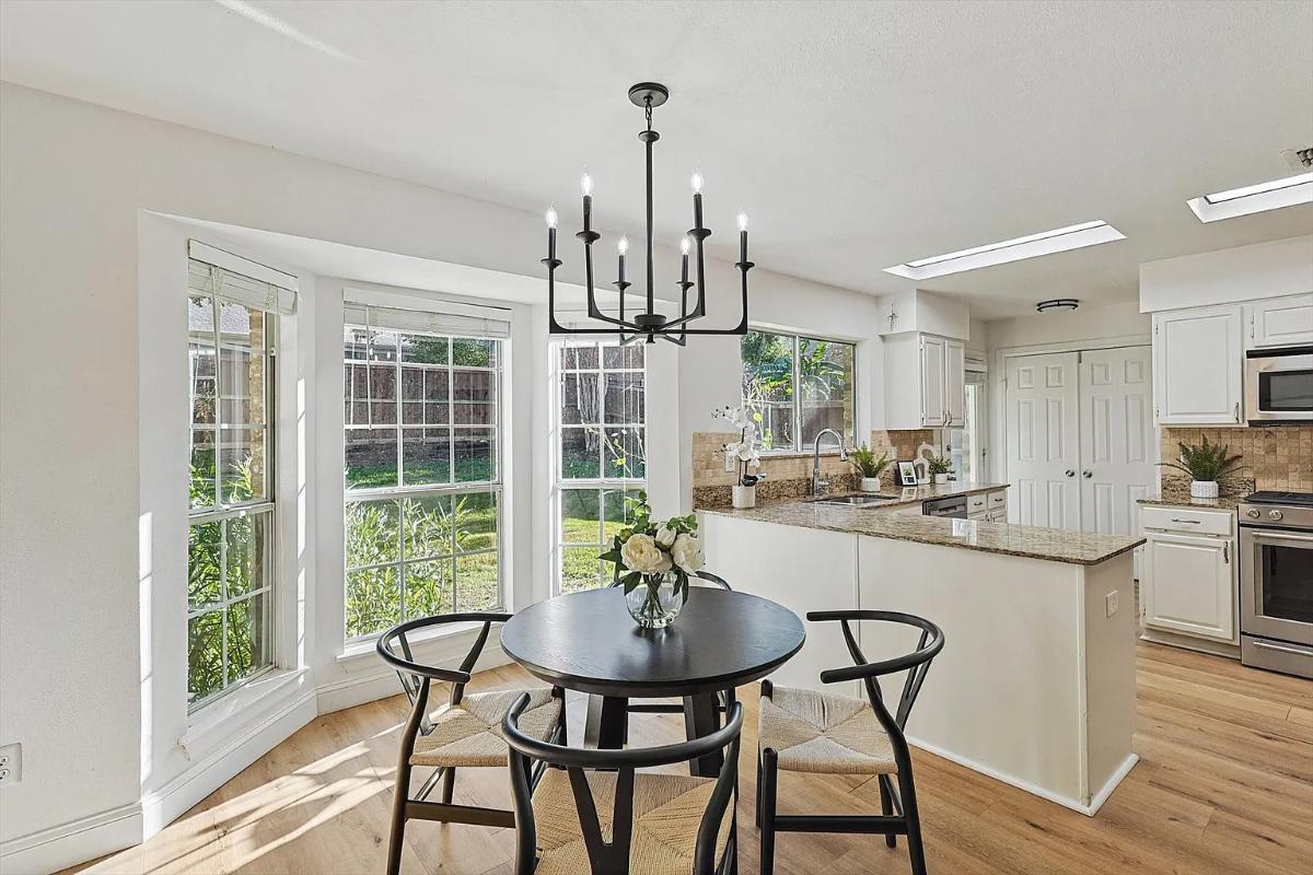Breakfast Nook