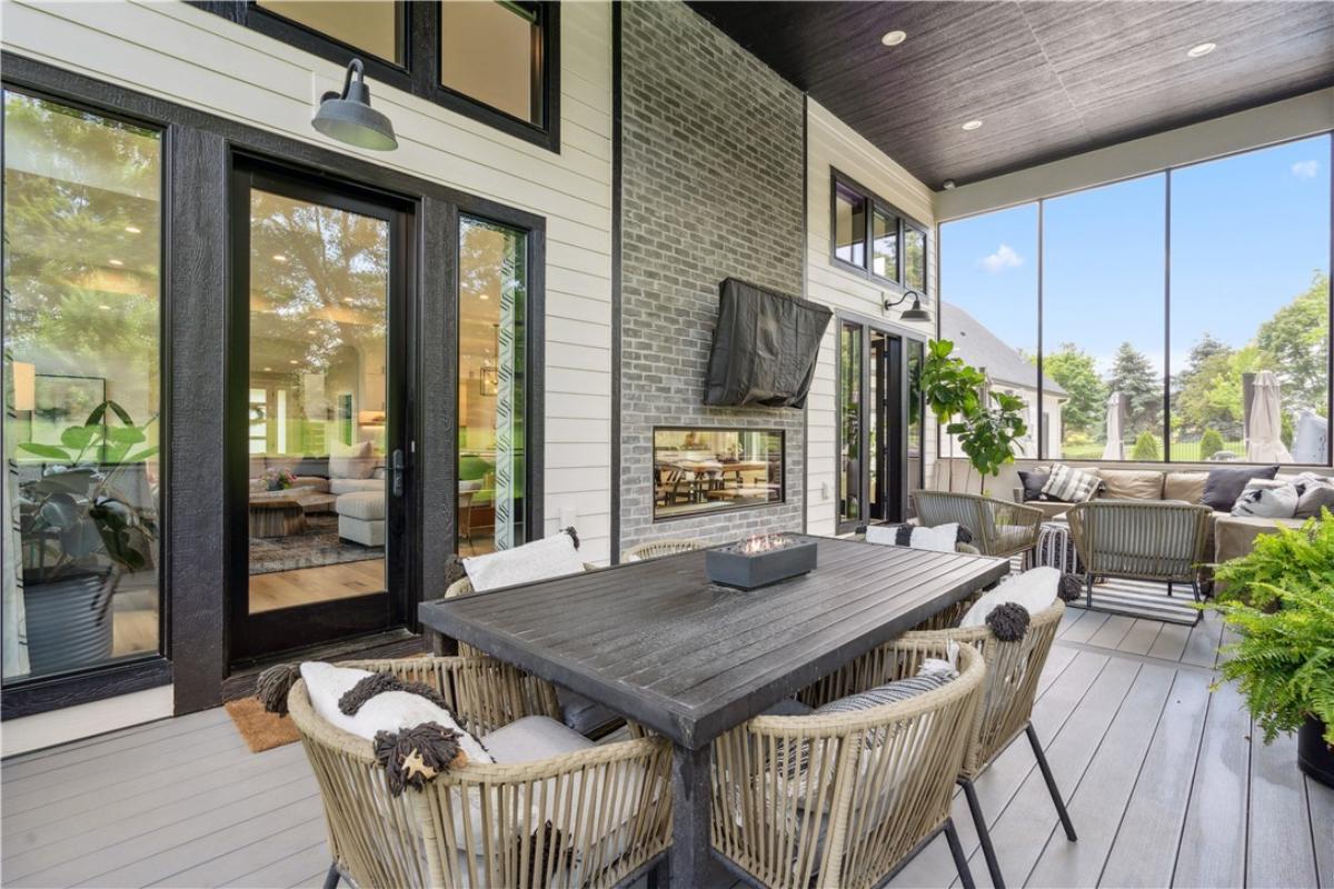 Screened Patio